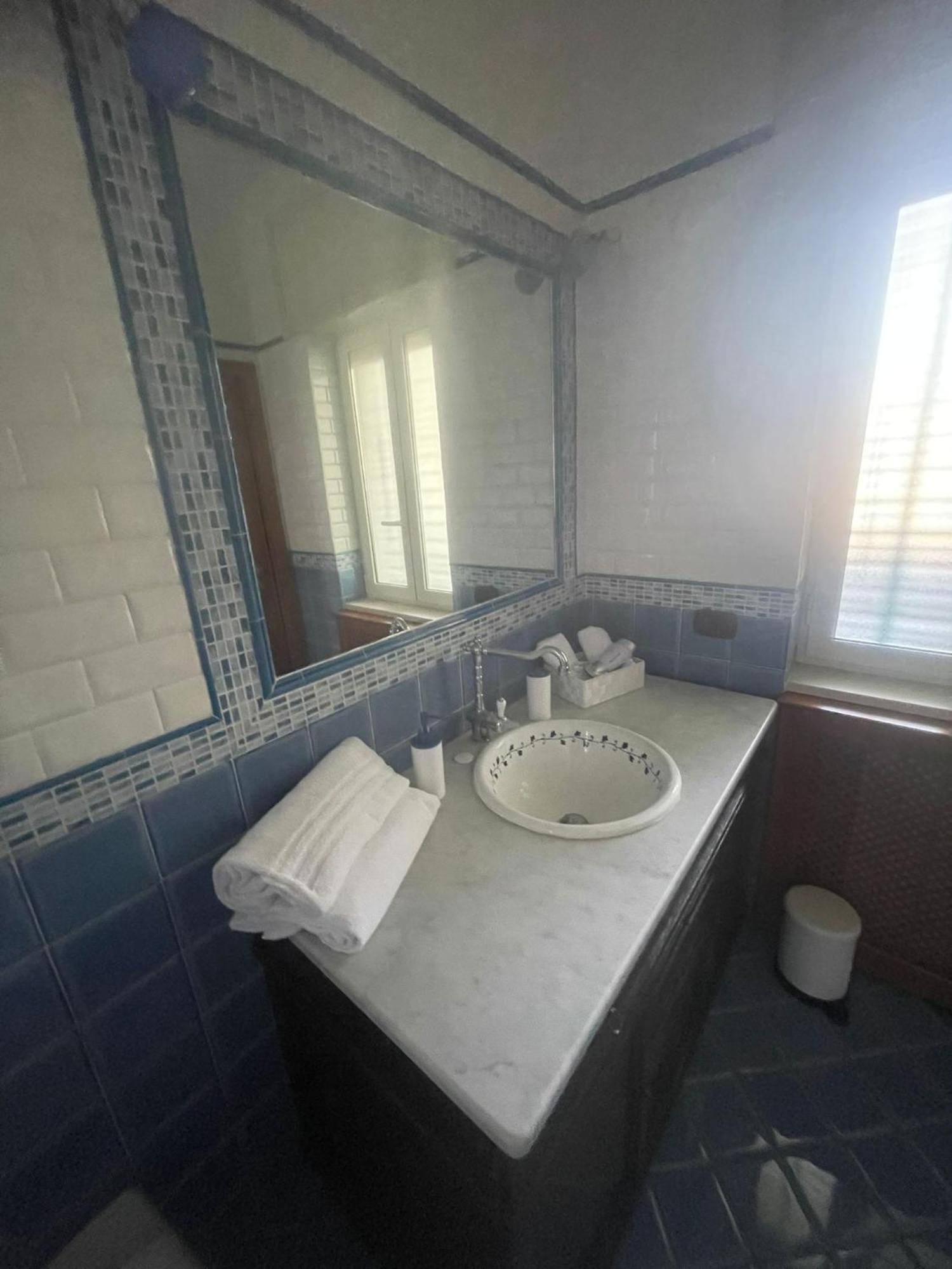 Hotel Reginella House Napoli Esterno foto