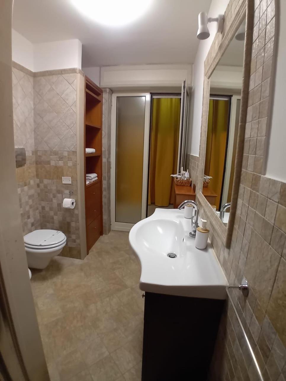 Hotel Reginella House Napoli Esterno foto